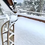 شقة Fuchs Saig