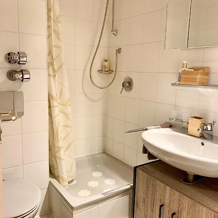 Fuchs Saig Apartment *